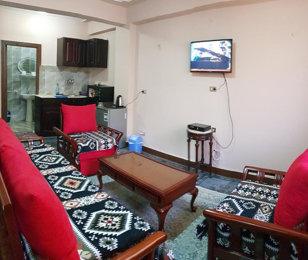 Caesar House Aparthotel *
